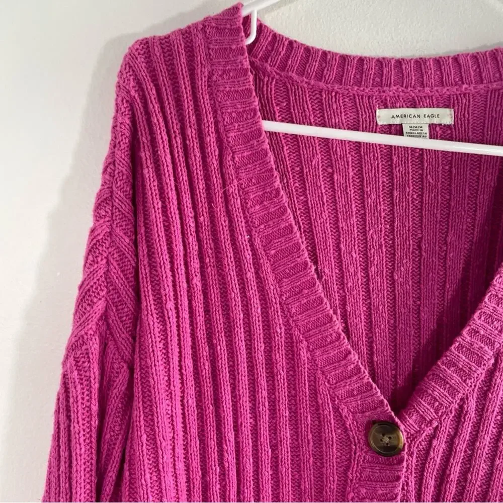 American Eagle Berry Pink Nubby Knit Button Front Sweater Cardigan Medium